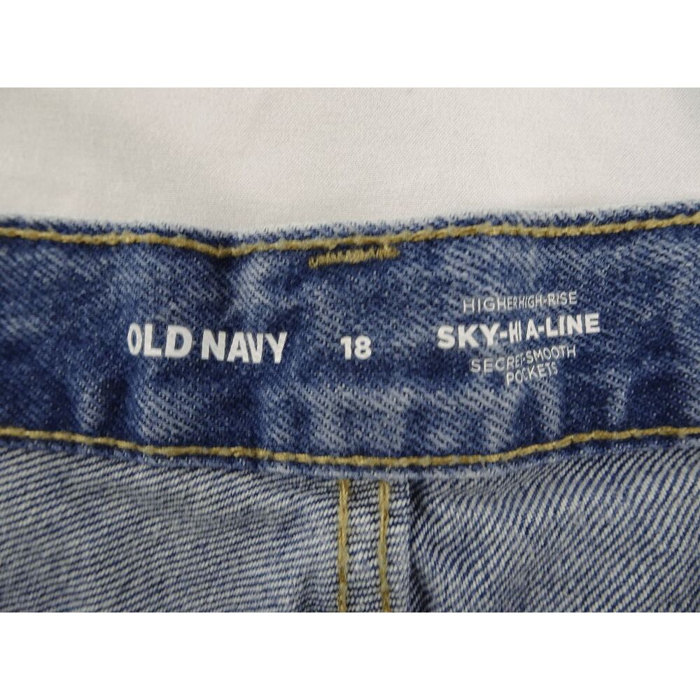 Old Navy Sky-Hi A-Line Button Fly Distressed Jean Short Size 18 - Picture 4 of 8